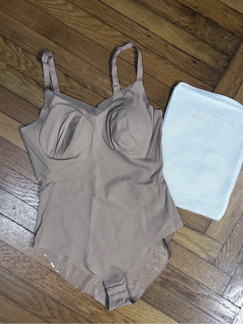 Honeylove sand Crossover Cami Shaping Bodysuit with Adjustable Straps
